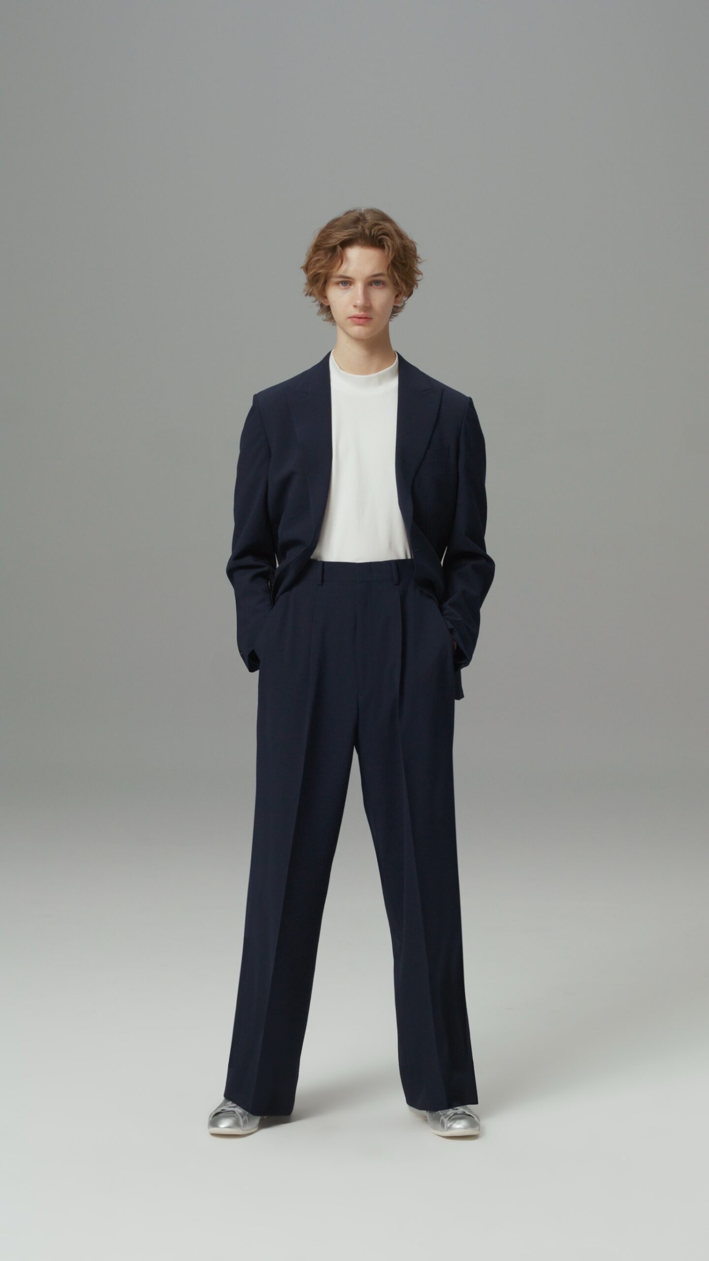 SUIT SELECT – SAKURA MACHI Kumamoto-サクラマチ クマモト-