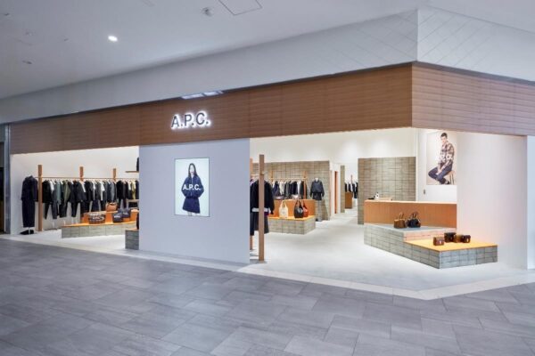 A.P.C. – SAKURA MACHI Kumamoto-サクラマチ クマモト-